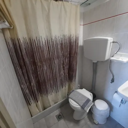 Jasmine ゲストハウス パロス島